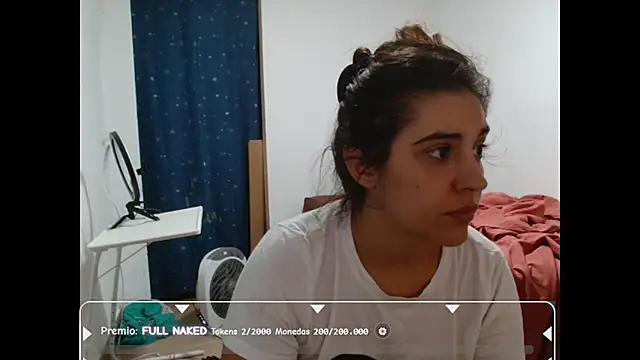 Snapshot of Ursumi1 chatting on September 23, 2025, 7:32 pm Ursumi1 online show from September 23, 2025, 7:32 pm