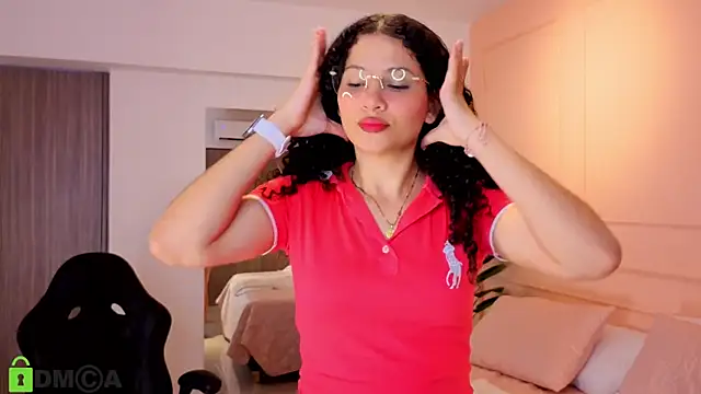 SHARONN     online show from November 13, 2025, 3:54 am