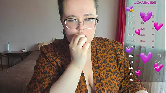Jessica Joy online show from May 15, 2026, 6:33 am