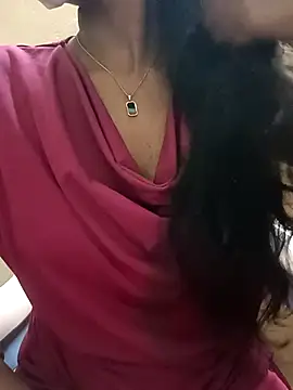 srivani143 online show from April 6, 2026, 5:14 pm