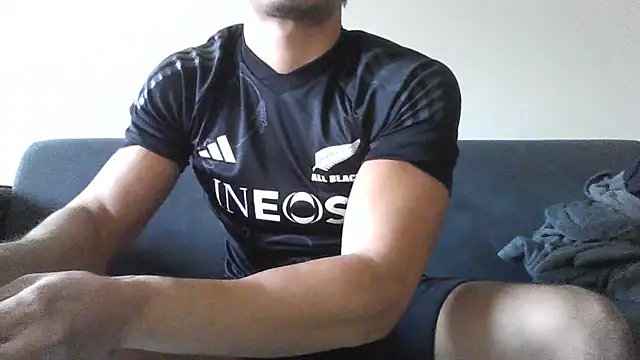 Snapshot of Marocaindu92 chatting on December 13, 2024, 1:55 pm Marocaindu92 online show from December 13, 2024, 1:55 pm