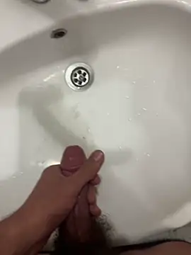 Snapshot of denizli18 chatting on January 18, 2025, 11:00 am denizli18 online show from January 18, 2025, 11:00 am