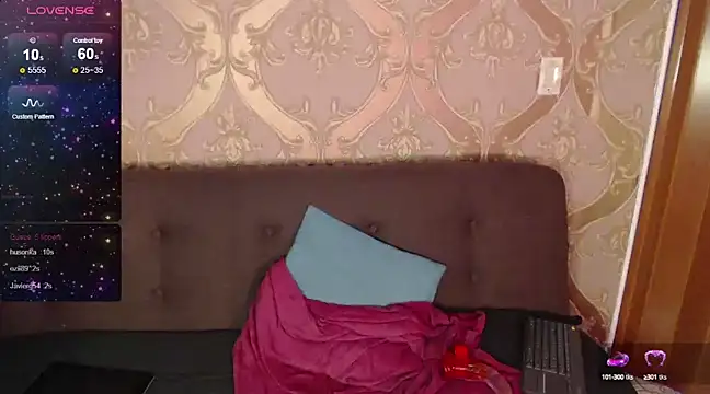 Snapshot of lili_palmer24 chatting on December 10, 2024, 10:26 pm lili palmer24 online show from December 10, 2024, 10:26 pm