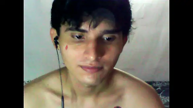 Snapshot of Charley_quin chatting on February 24, 2025, 11:41 pm Charley quin online show from February 24, 2025, 11:41 pm