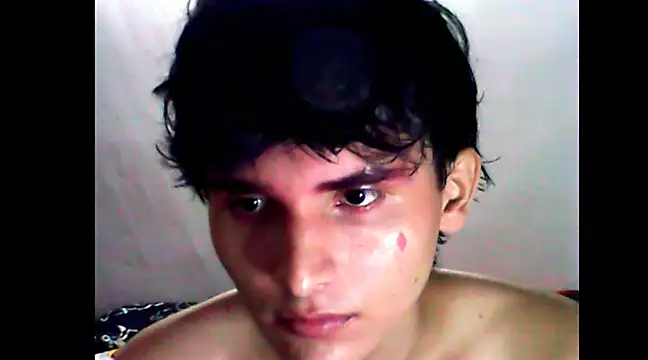 Snapshot of Charley_quin chatting on February 21, 2025, 11:32 pm Charley quin online show from February 21, 2025, 11:32 pm