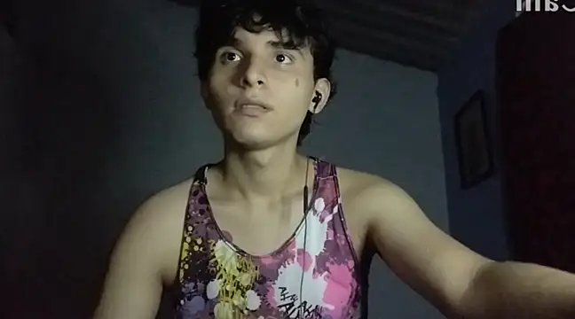 Snapshot of Charley_quin chatting on February 27, 2025, 11:48 pm Charley quin online show from February 27, 2025, 11:48 pm