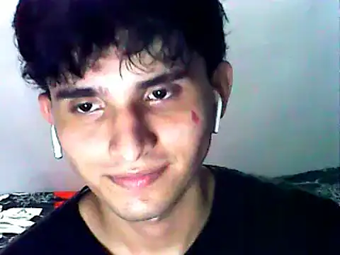 Snapshot of Charley_quin chatting on January 29, 2025, 11:46 pm Charley quin online show from January 29, 2025, 11:46 pm