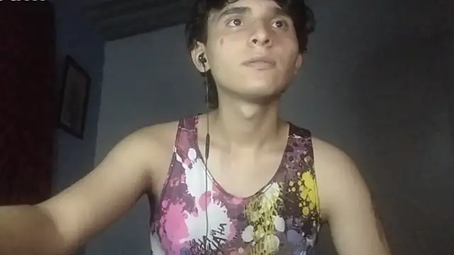 Snapshot of Charley_quin chatting on February 25, 2025, 11:04 pm Charley quin online show from February 25, 2025, 11:04 pm