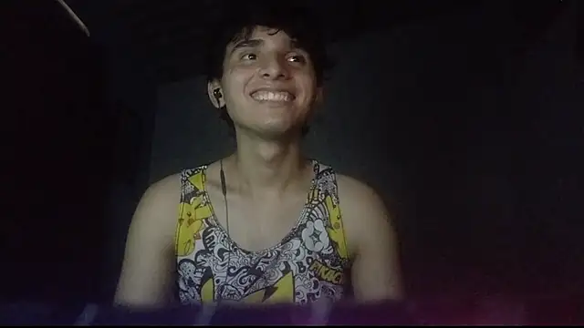 Snapshot of Charley_quin chatting on February 28, 2025, 11:45 pm Charley quin online show from February 28, 2025, 11:45 pm