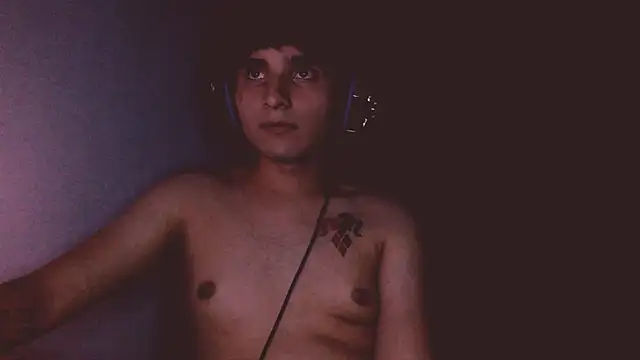 Snapshot of Charley_quin chatting on September 21, 2025, 3:33 am Charley quin online show from September 21, 2025, 3:33 am