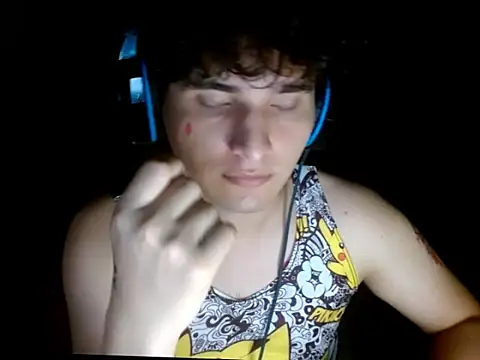 Snapshot of Charley_quin chatting on March 15, 2026, 1:23 am Charley quin online show from March 15, 2026, 1:23 am