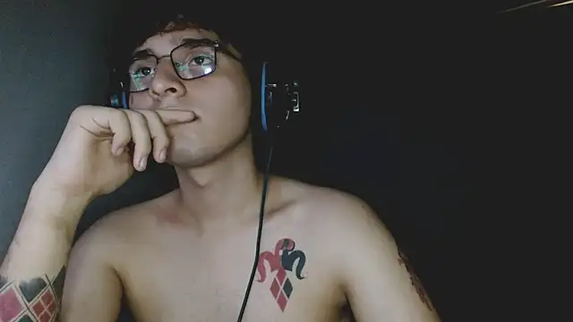 Snapshot of Charley_quin chatting on September 27, 2025, 2:39 am Charley quin online show from September 27, 2025, 2:39 am