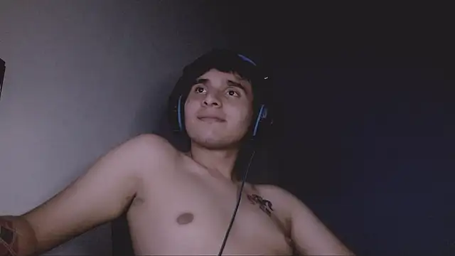 Snapshot of Charley_quin chatting on September 12, 2025, 3:17 am Charley quin online show from September 12, 2025, 3:17 am