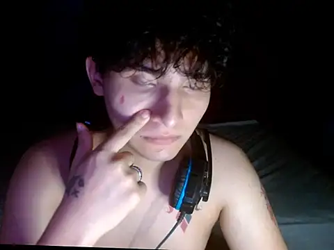 Snapshot of Charley_quin chatting on March 21, 2026, 2:35 am Charley quin online show from March 21, 2026, 2:35 am