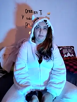 poisson ivy online show from December 21, 2025, 8:16 am