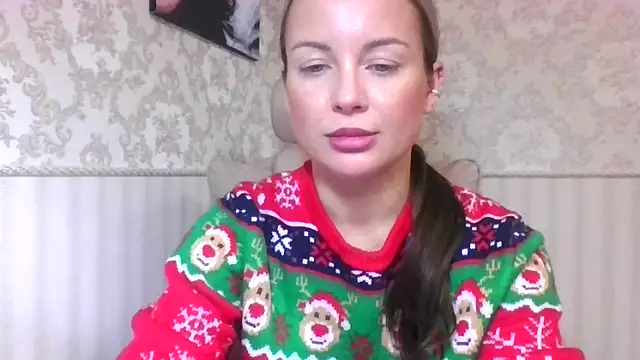 jennifer838 online show from December 21, 2025, 11:01 am