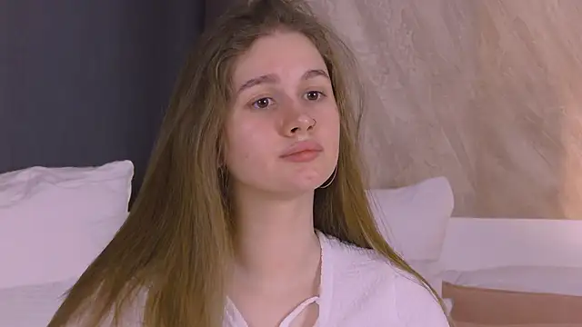 Snapshot of EllieHayes chatting on March 15, 2026, 9:22 pm EllieHayes online show from March 15, 2026, 9:22 pm