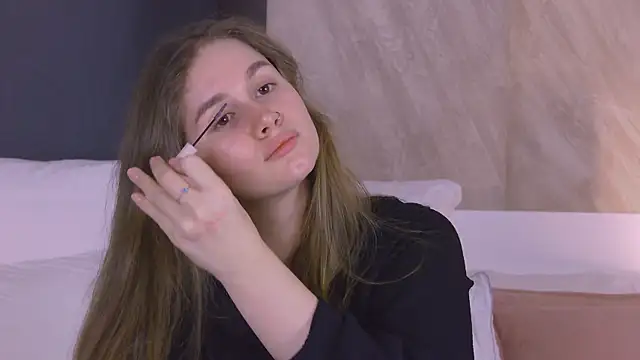 Snapshot of EllieHayes chatting on April 4, 2026, 10:16 pm EllieHayes online show from April 4, 2026, 10:16 pm