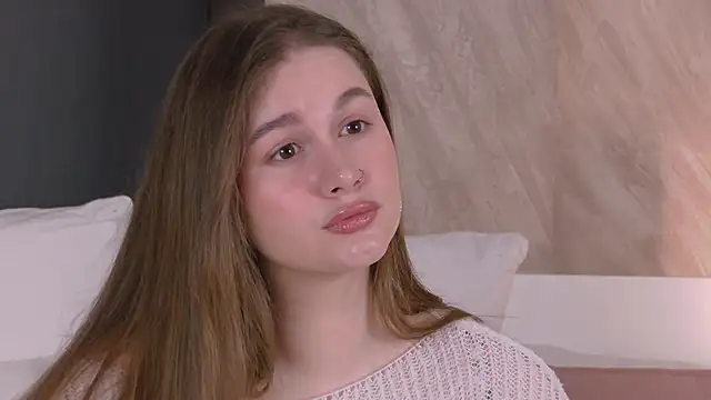 Snapshot of EllieHayes chatting on April 10, 2026, 10:17 pm EllieHayes online show from April 10, 2026, 10:17 pm