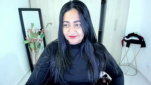 Snapshot of Adele_Sweett chatting on May 12, 2026, 10:43 am Adele Sweett online show from May 12, 2026, 10:43 am