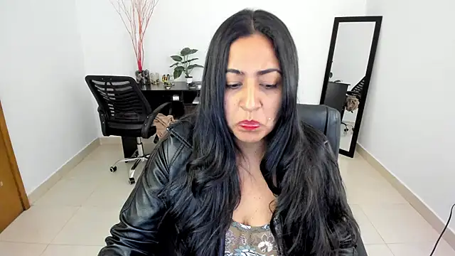 Adele Sweett online show from March 21, 2025, 1:45 pm