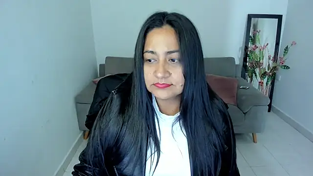 Adele Sweett online show from October 16, 2025, 10:23 am