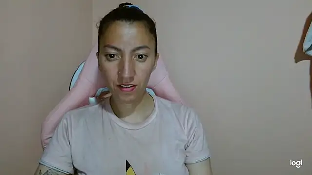 kaybabyhot online show from April 14, 2026, 8:25 pm