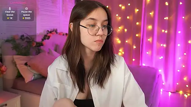 AmeliaMead online show from March 9, 2025, 5:33 am