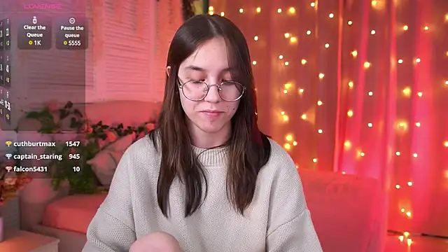 AmeliaMead online show from March 15, 2025, 11:29 am