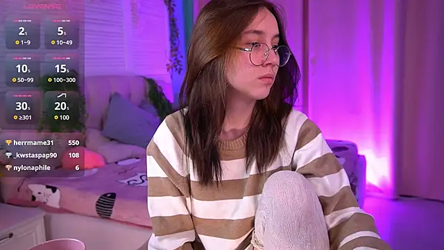 AmeliaMead online show from January 18, 2025, 9:13 am