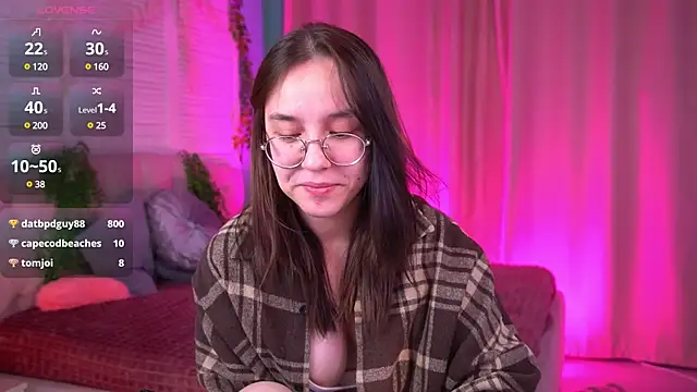 AmeliaMead online show from January 25, 2025, 1:30 pm