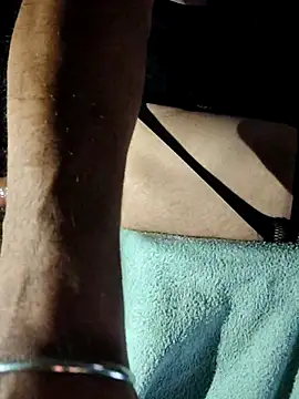 Snapshot of neopolitanSHAFT chatting on December 5, 2025, 12:59 pm neopolitanSHAFT online show from December 5, 2025, 12:59 pm