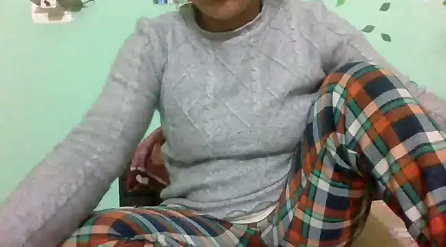 Snapshot of RupaSharma chatting on February 1, 2025, 3:07 pm RupaSharma online show from February 1, 2025, 3:07 pm