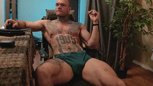 Snapshot of bulatov_xx chatting on October 4, 2025, 8:54 pm bulatov xx online show from October 4, 2025, 8:54 pm