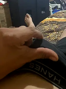 Deste223 online show from November 23, 2025, 1:21 pm