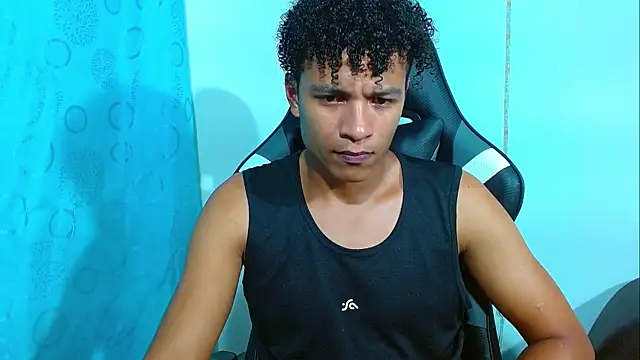 Snapshot of Black_Diamon_ chatting on February 8, 2025, 11:33 am Black Diamon online show from February 8, 2025, 11:33 am