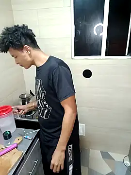 Snapshot of Black_Diamon_ chatting on December 13, 2024, 11:39 pm Black Diamon online show from December 13, 2024, 11:39 pm