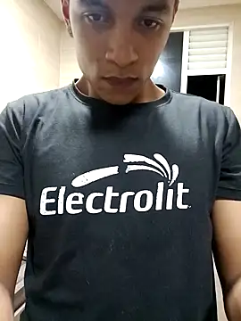 Snapshot of Black_Diamon_ chatting on December 11, 2024, 8:15 am Black Diamon online show from December 11, 2024, 8:15 am