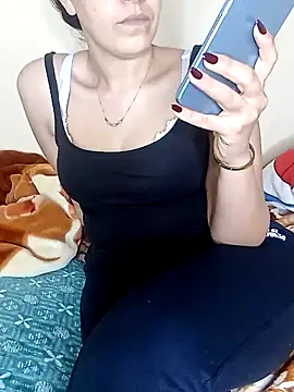 Snapshot of ShadiaStar chatting on March 27, 2026, 12:06 pm ShadiaStar online show from March 27, 2026, 12:06 pm