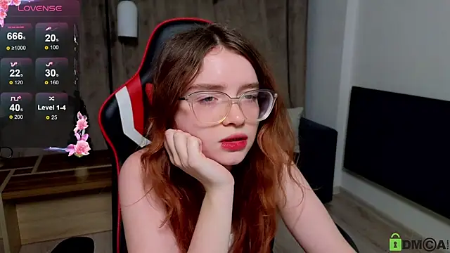 Snapshot of Sonya_Glen chatting on March 3, 2025, 5:05 am Sonya Glen online show from March 3, 2025, 5:05 am