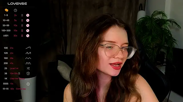 Snapshot of Sonya_Glen chatting on September 14, 2025, 9:15 pm Sonya Glen online show from September 14, 2025, 9:15 pm