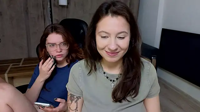 Snapshot of Sonya_Glen chatting on February 18, 2025, 10:25 pm Sonya Glen online show from February 18, 2025, 10:25 pm