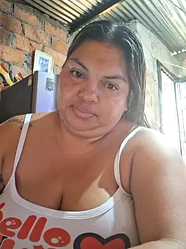 chubby sexy big tits online show from October 11, 2025, 12:17 pm