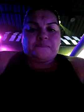 chubby sexy big tits online show from November 30, 2025, 3:18 am