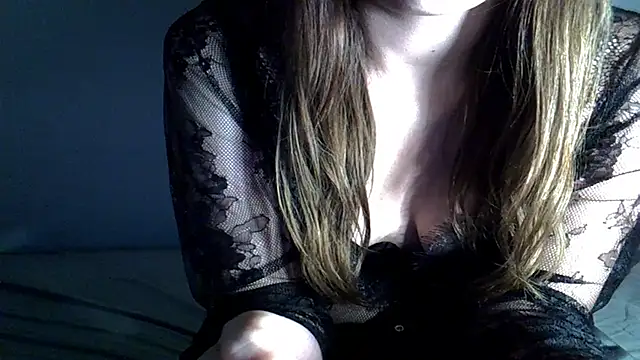 Aleniia10 online show from September 26, 2025, 8:16 pm