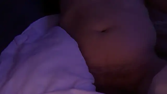 houy111111 online show from November 11, 2025, 11:42 pm