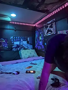 Snapshot of Stonermama666420 chatting on January 16, 2026, 5:33 am Stonermama666420 online show from January 16, 2026, 5:33 am