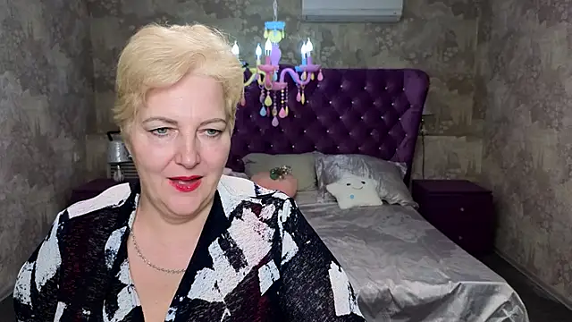 Snapshot of Sandra_Snow chatting on February 7, 2025, 8:31 pm Sandra Snow online show from February 7, 2025, 8:31 pm