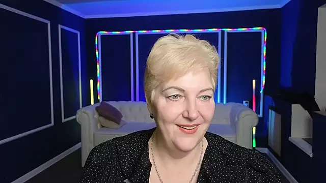 Snapshot of Sandra_Snow chatting on February 6, 2025, 2:26 pm Sandra Snow online show from February 6, 2025, 2:26 pm