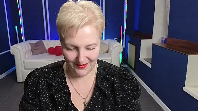 Snapshot of Sandra_Snow chatting on February 18, 2025, 3:20 pm Sandra Snow online show from February 18, 2025, 3:20 pm